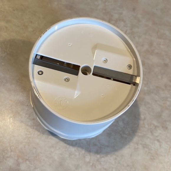 The Pampered Chef Spiral & Slice #1136 - Picture 6 of 7